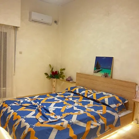 Hostel Seaview With Share Some Place Athens